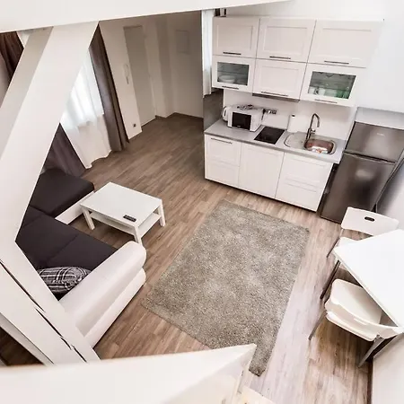 Deluxe Mansard Suite In Karlin Prague Exterior photo